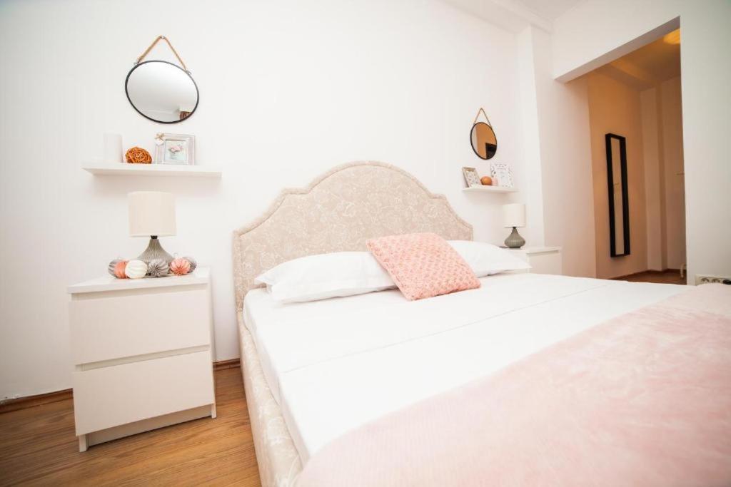 Guesthouse Smart Bucareste Exterior foto