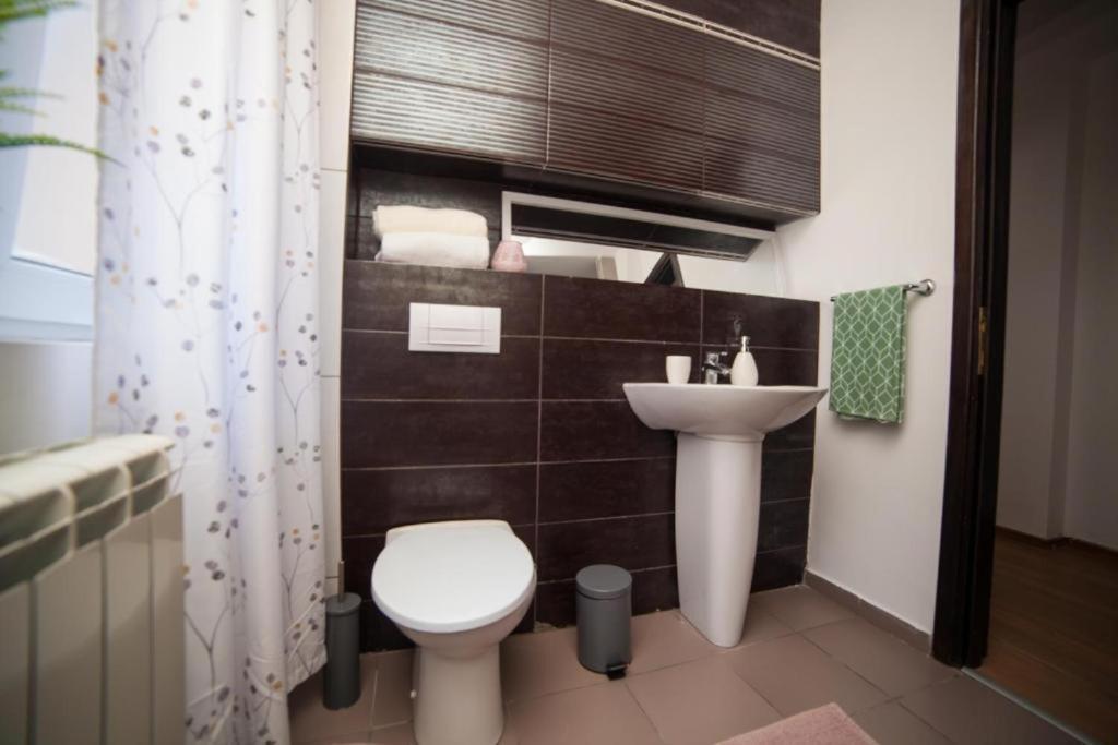 Guesthouse Smart Bucareste Exterior foto