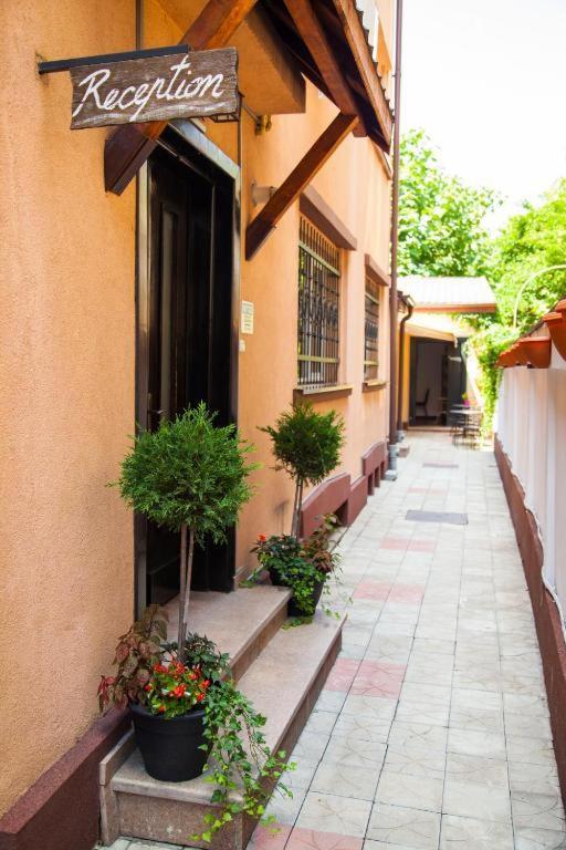 Guesthouse Smart Bucareste Exterior foto